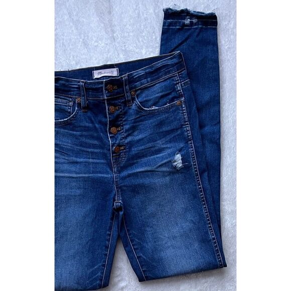 Madewell Taller 10" High-Rise Skinny Jeans: Drop-Hem Edition in Rosecliff Wash - Picture 11 of 16